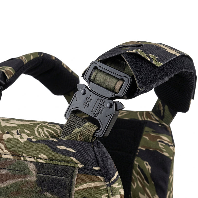 FCPC V5 Plate Carrier Full Set Replica – Modular Tactical Plate Carrier incl. Trauma Roll & GP Pouches | Tiger Stripe Camo
